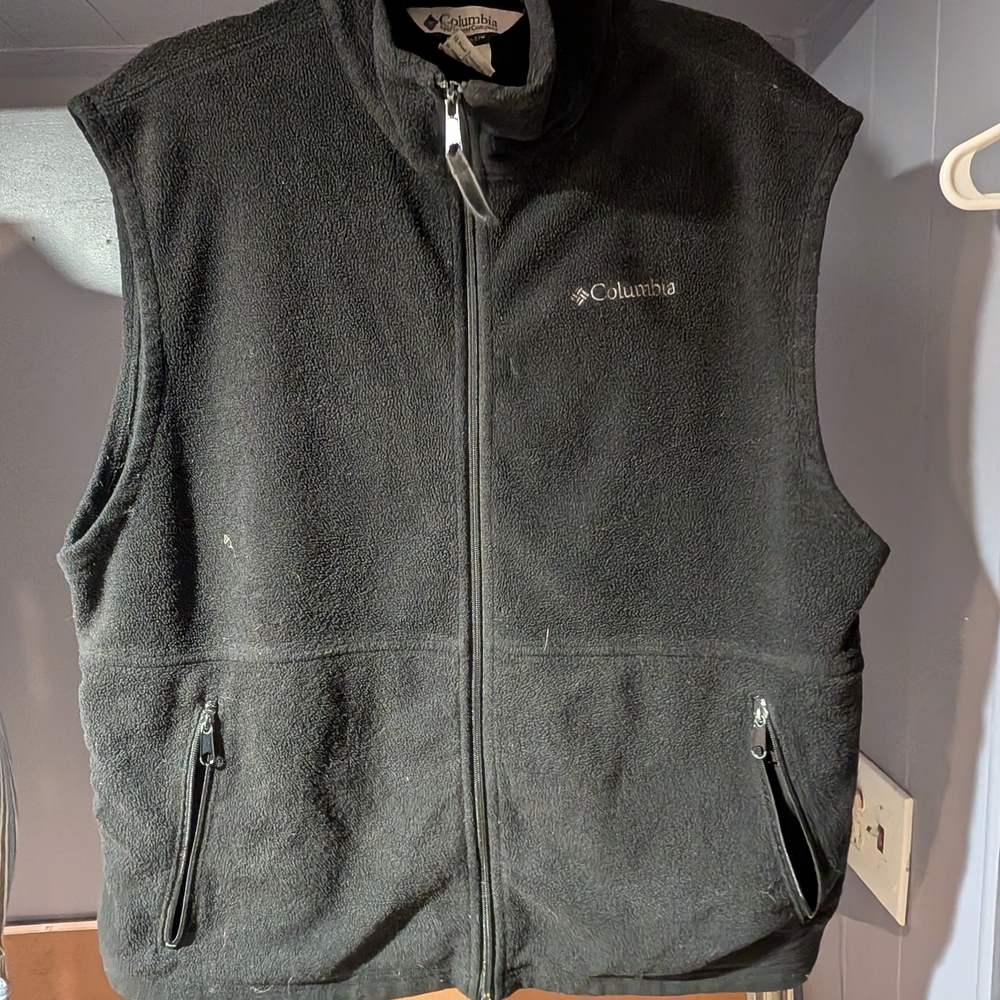 Columbia Men's Dark Fleece Vest